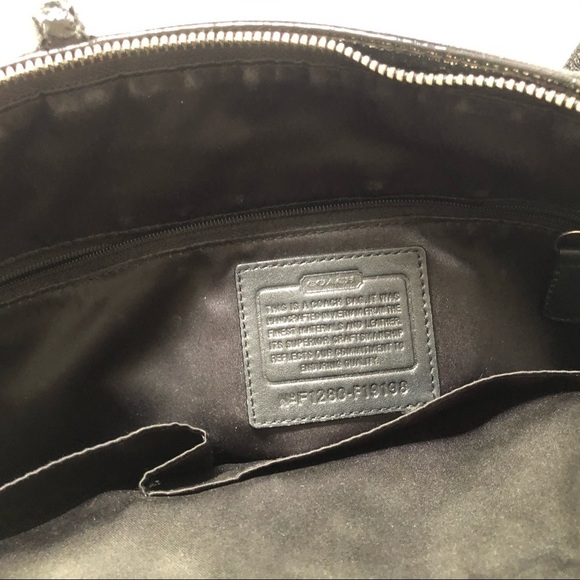 Coach black patent hobo bag leather F1280-F19198 Shoulder - Picture 9 of 10